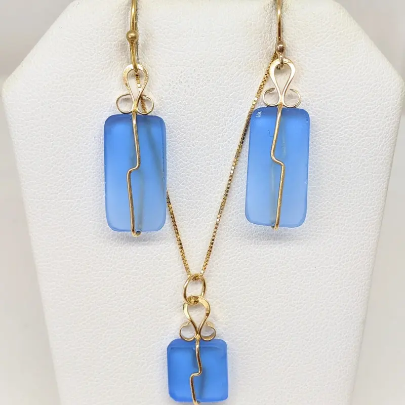 14K BLUE SEA GLASS EMERALD CUT DANGLE ESTATE EARRINGS & PENDANT SET 5.6 GRAMS