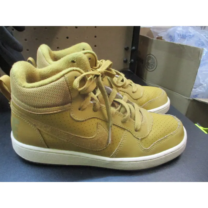 Used Nike Court Mid Sneakers Size 6