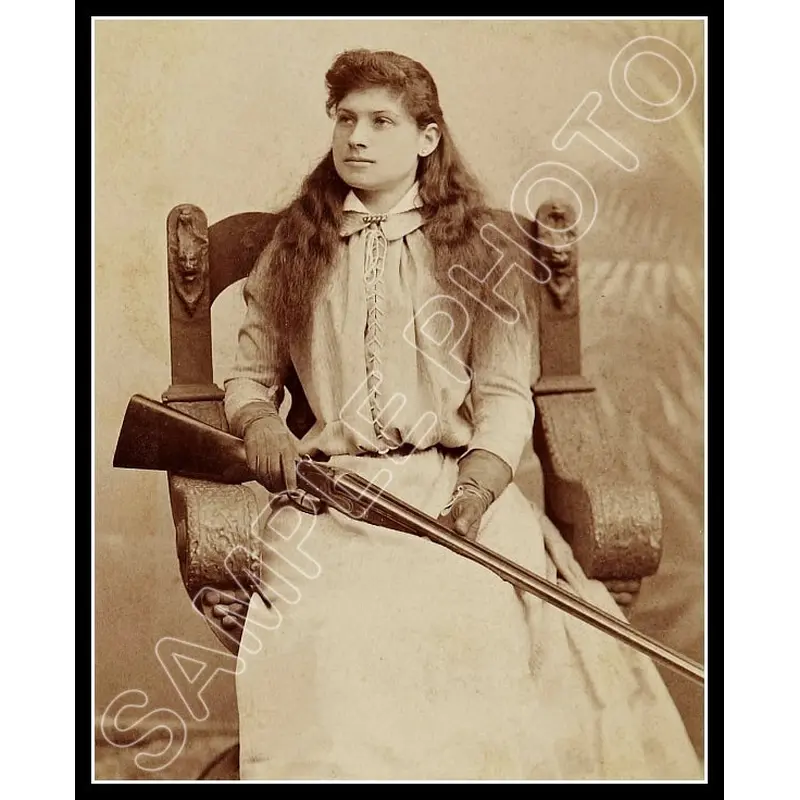 Annie Oakley 8X10 Photo - 2875
