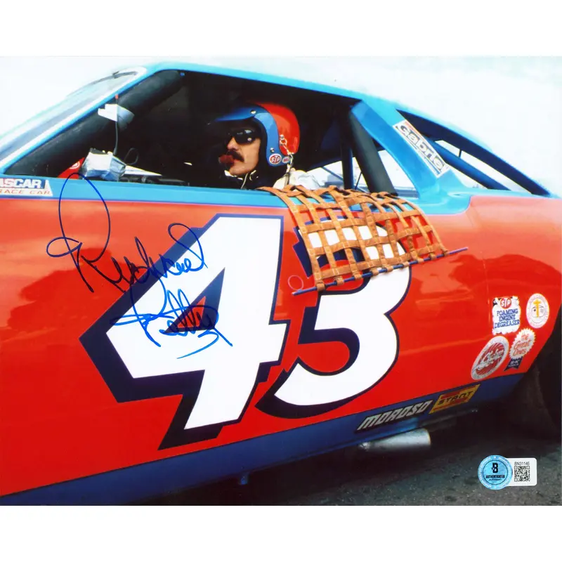 NASCAR Richard Petty Authentic Signed 8x10 Horizontal Photo BAS #BN31146