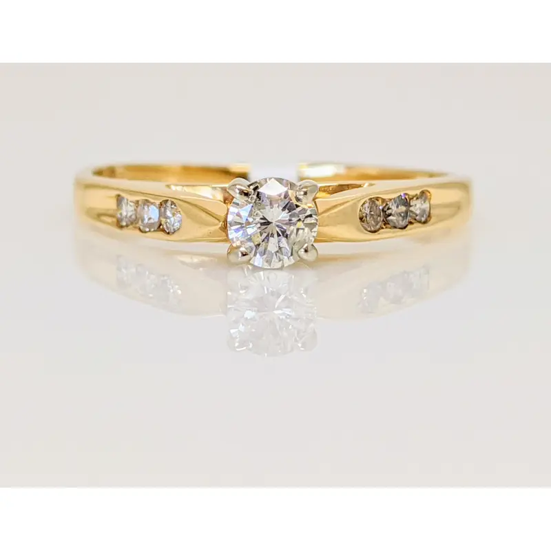 10K .25 CARAT TOTAL WEIGHT I1 J DIAMOND ROUND (7) RAISED SHANK ESTATE RING