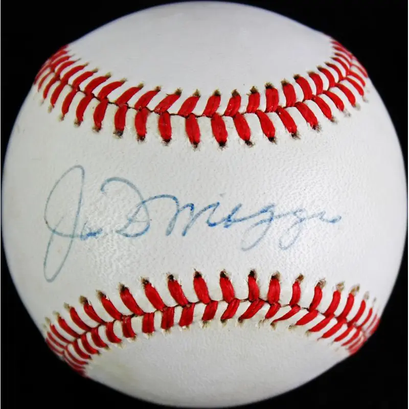 Yankees Joe Dimaggio Signed Authentic Oal Baseball Autographed PSA/DNA #W06904