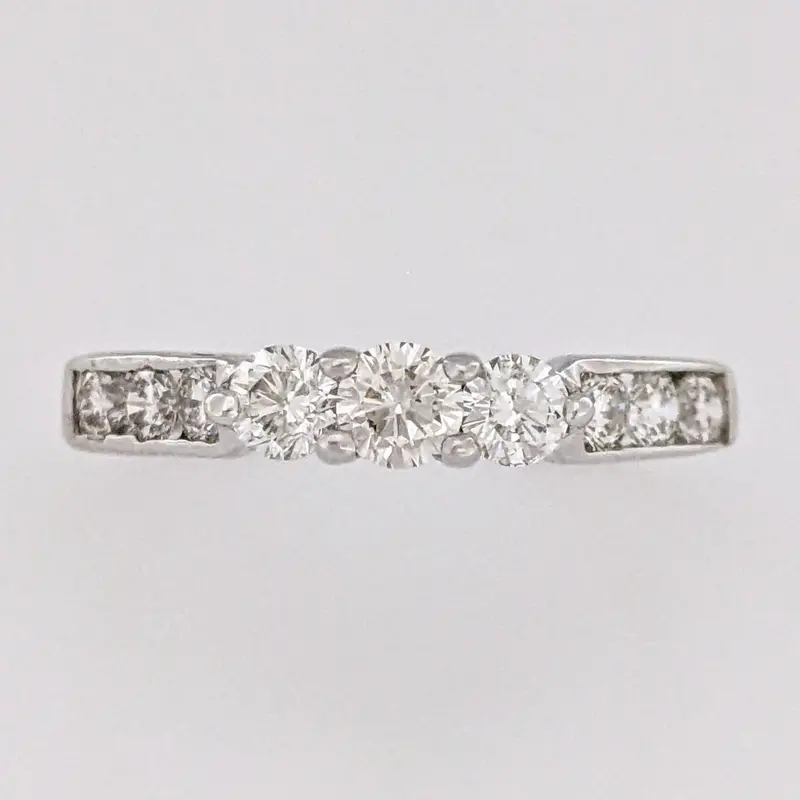 14K WHITE .75 CARAT TOTAL WEIGHT SI1 I DIAMOND ROUND (9) ESTATE TRINITY RING 2.5 GRAMS
