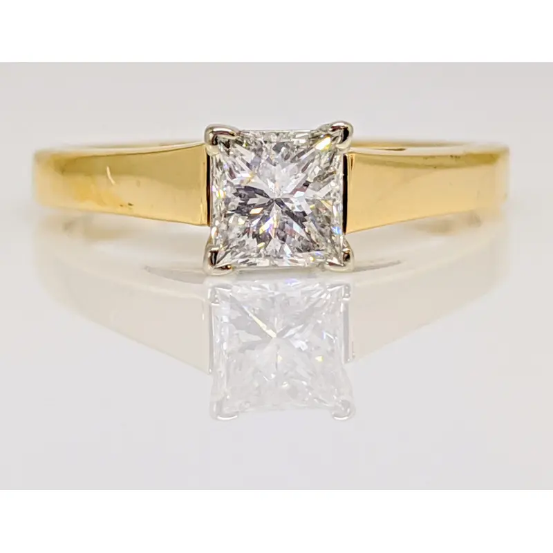 14K .63 CARAT TOTAL I1 E DIAMOND PRINCESS CUT SOLITAIRE ESTATE RING 2.9 GRAMS