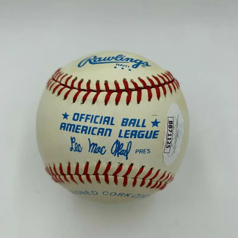 Beautiful Earl Averill Single Signed Official American League Baseball JSA COA