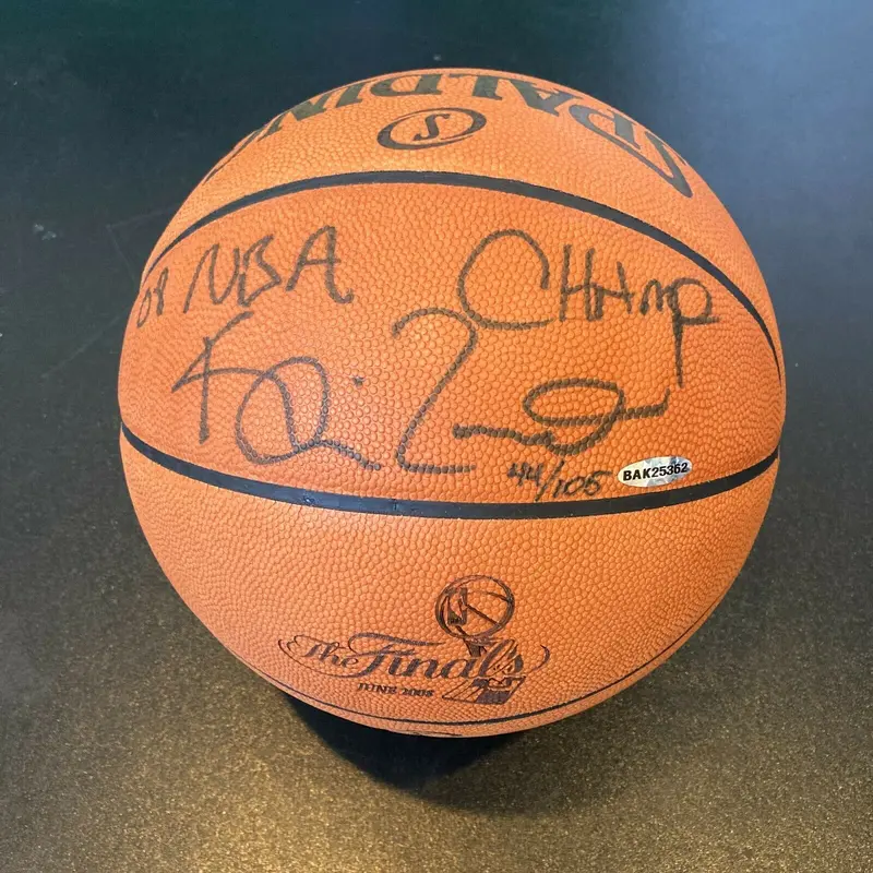 Kevin Garnett "2008 NBA Champ" Signed Official Finals Game Basketball UDA COA