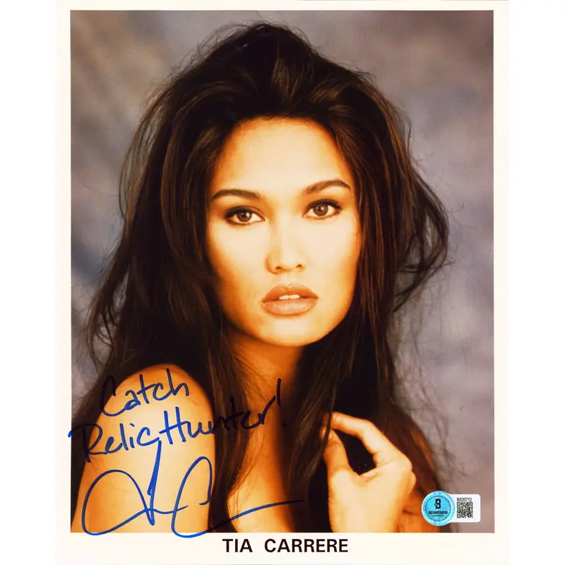 Tia Carrere Relic Hunter "Catch Relic Hunter!" Signed 8x10 Photo BAS #BS20712