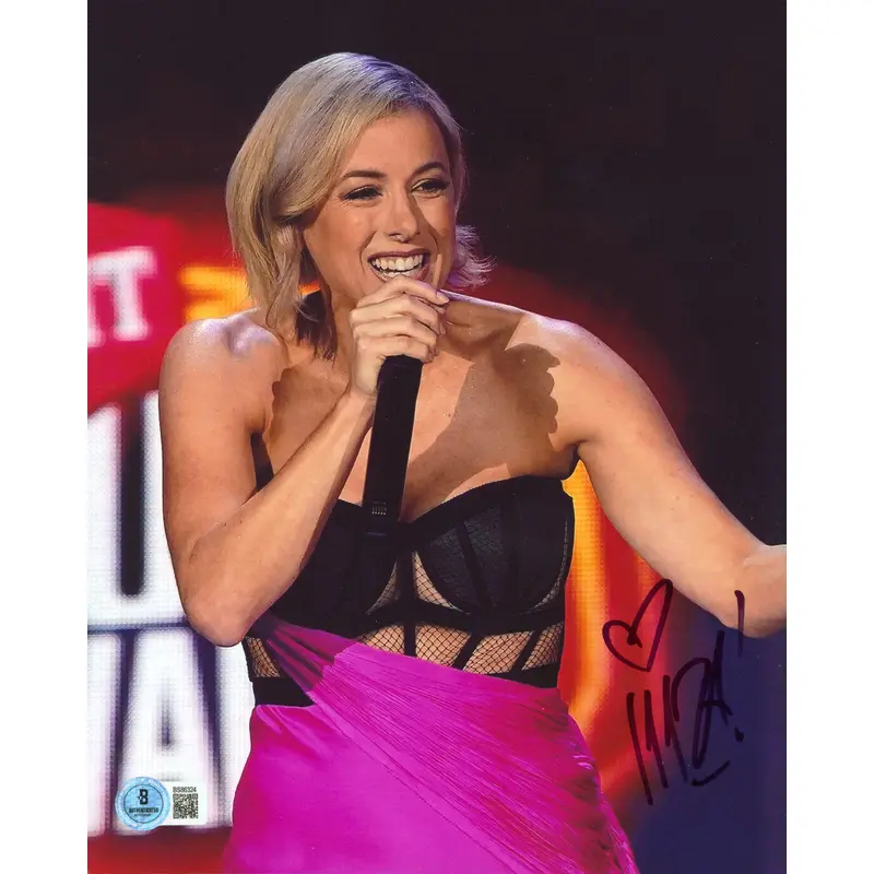 Iliza Schlesinger Hot Forever Authentic Signed 8x10 Vertical Photo BAS 2