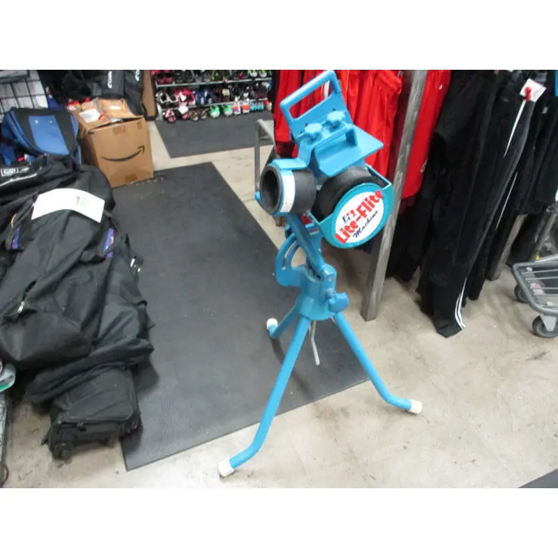 Used Jugs Lite-Flite Pitching Machine (Has A Attachments)