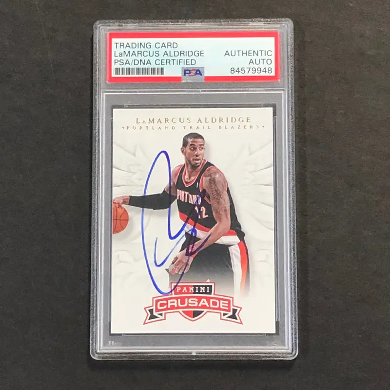 2012-13 PANINI CRUSADE #39 LaMarcus Aldridge Signed AUTO PSA Slabbed Trail Blazers