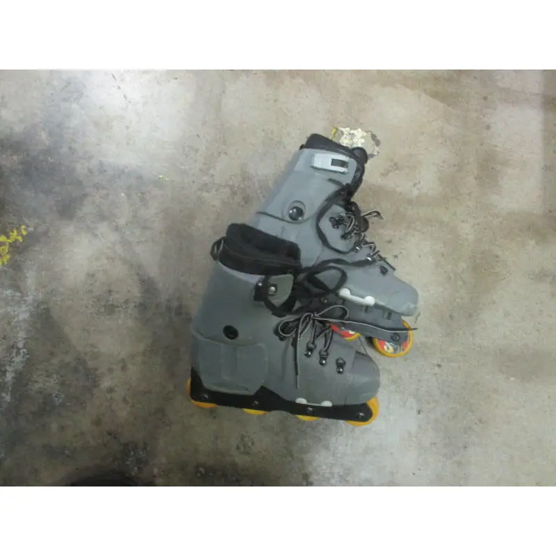 Used Ultra Wheels Sinister Agressive Inline Skates Size 8 (Missing Top Straps)