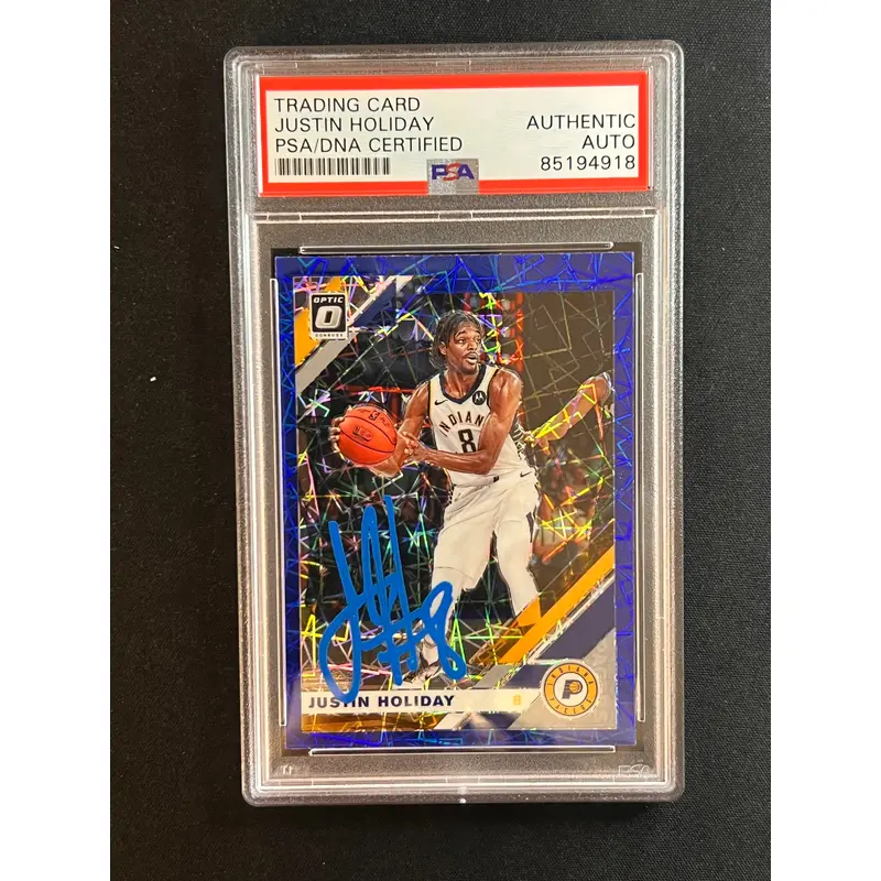 2019-20 Panini Donruss Optic #128 Justin Holiday Signed Card AUTO PSA Slabbed Bulls