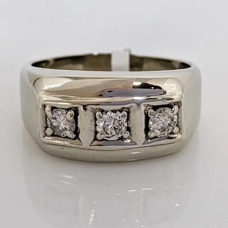 14K .48 CARAT TOTAL WEIGHT I2 I DIAMOND ROUND (3) BOX TOP ESTATE RING 9.2 GRAMS