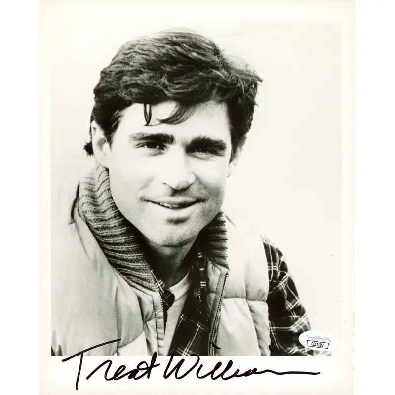 Treat Williams Smooth Talk Authentic Signed 8x10 Vertical Photo JSA #CE01187