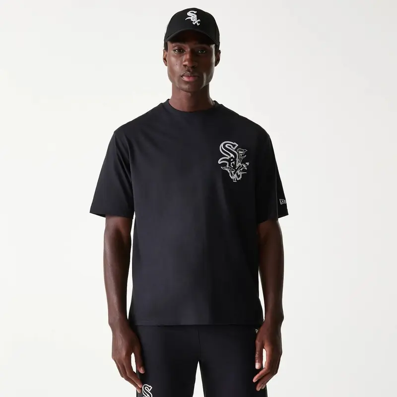 Chicago White Sox MLB Floral Graphic Black Oversized T-Shirt