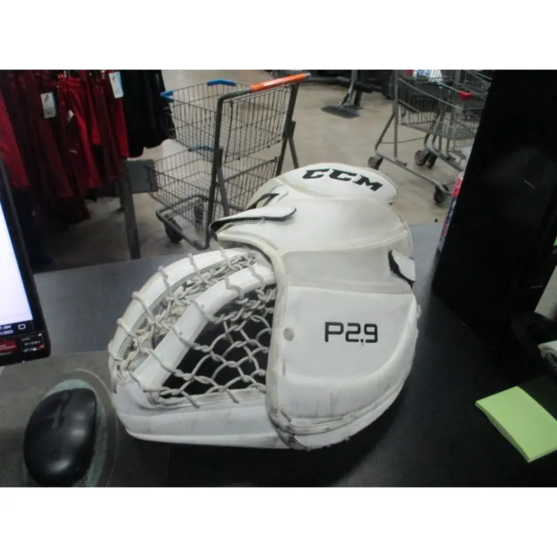 Used CCM P2.9 Sr Hockey Goalie Glove