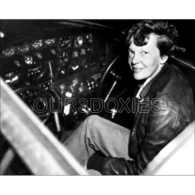 1937 Amelia Earhart 8X10 Photo - 2755