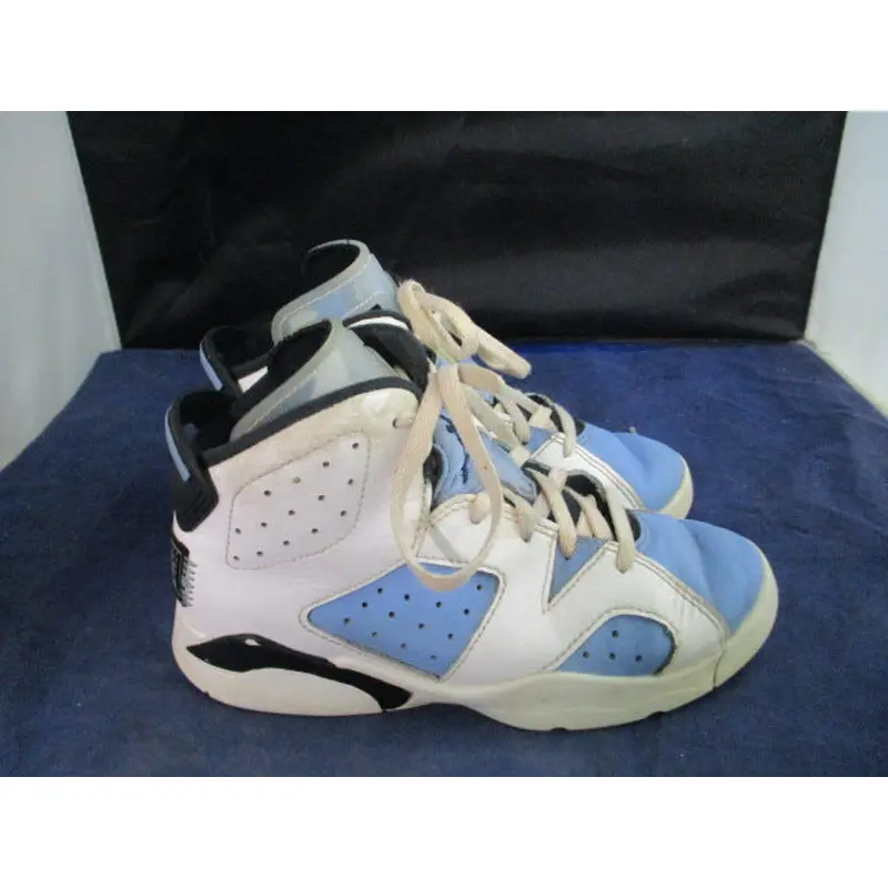 Used Nike Air Jordan 6 VI Retro University Blue Shoes Youth Size 1