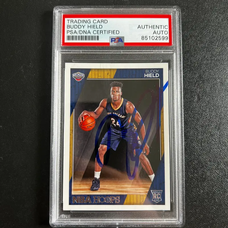 2016-17 NBA Hoops #266 Buddy Hield Signed Card AUTO PSA Slabbed Pelicans RC