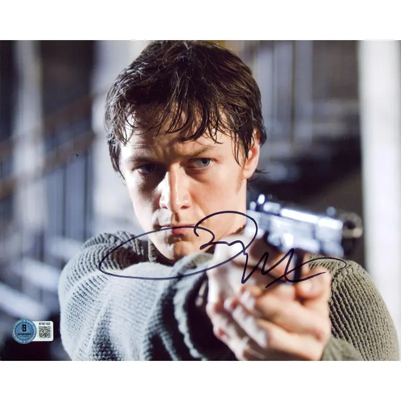 James McAvoy Wanted Authentic Signed 8x10 Horizontal Photo BAS #BT01182