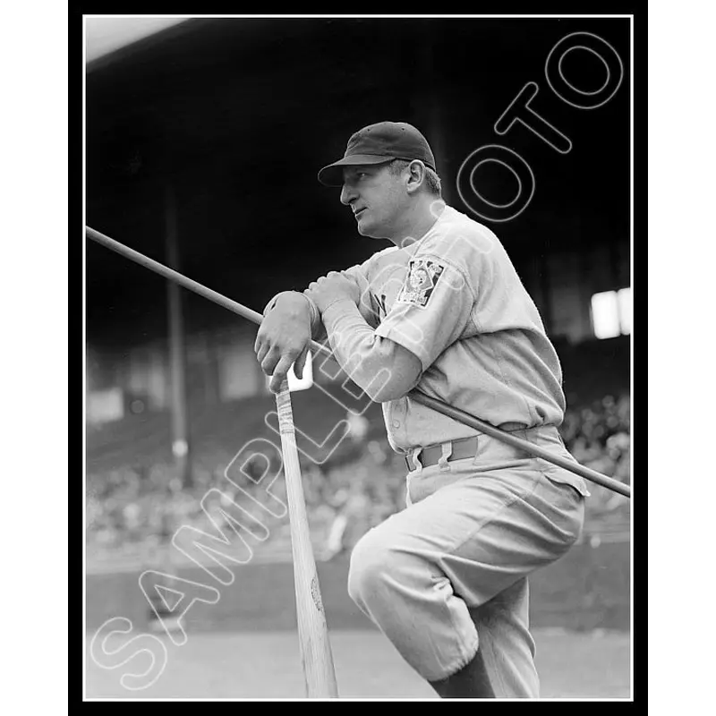 Ernie Lombardi 8X10 Photo - 1939 Cincinnati Reds - 478