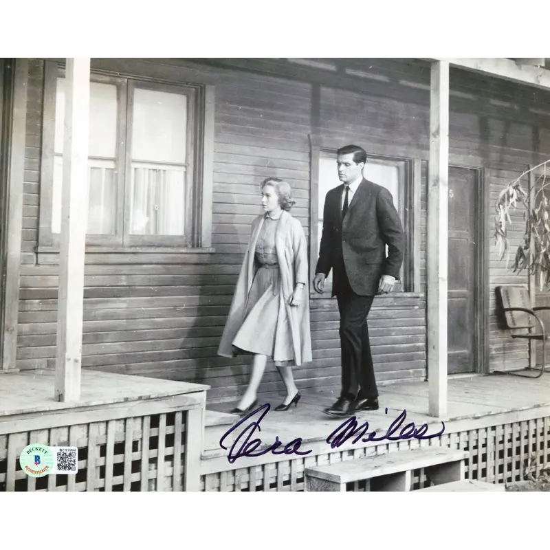 Vera Miles Psycho Authentic Signed 8x10 Photo Autographed BAS #BC13994