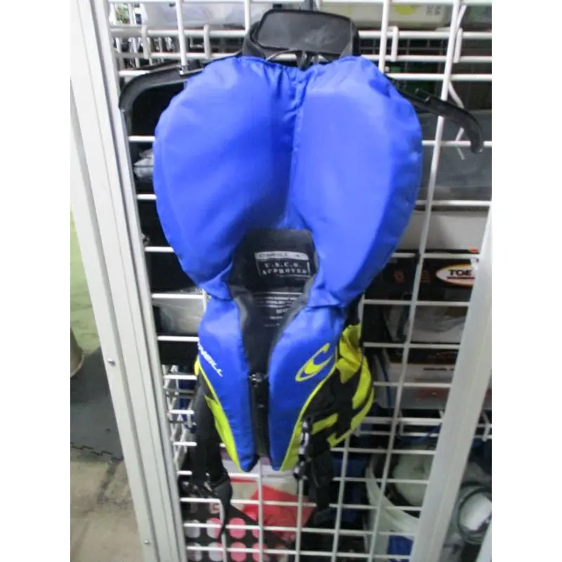 Used O'Neill Near Shore Bouyant Life Vest / Lifejacket Size Infant <30 lbs
