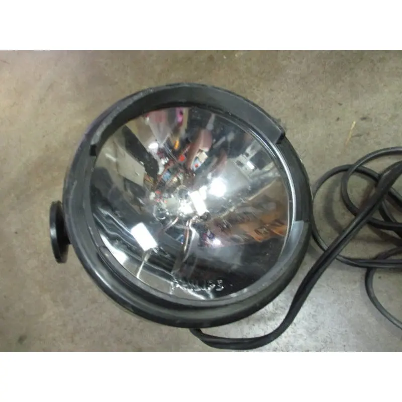 Used Brinkmann Q-Beam Spot/Flood Boat Light w/ Case/ Stand