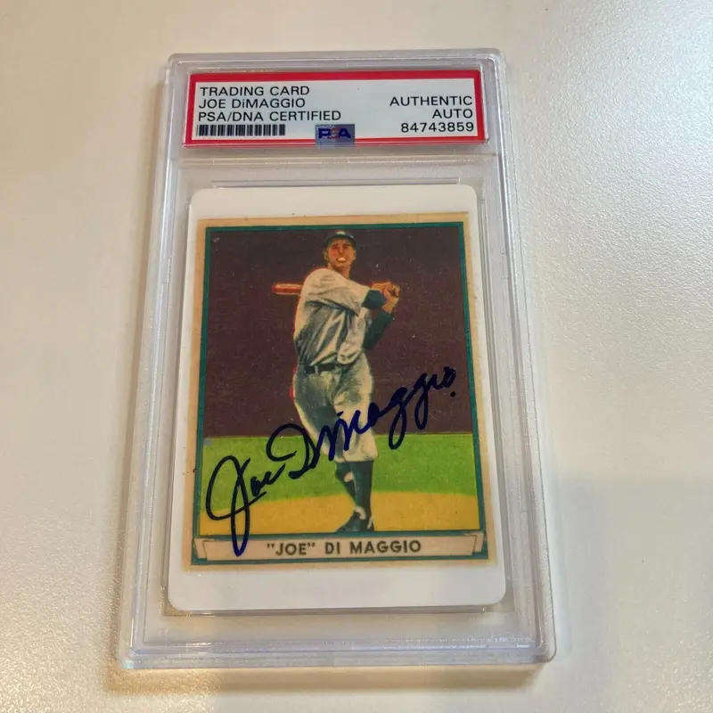 1941 Play Ball Joe Dimaggio RC Signed Porcelain Baseball Card PSA DNA Auto