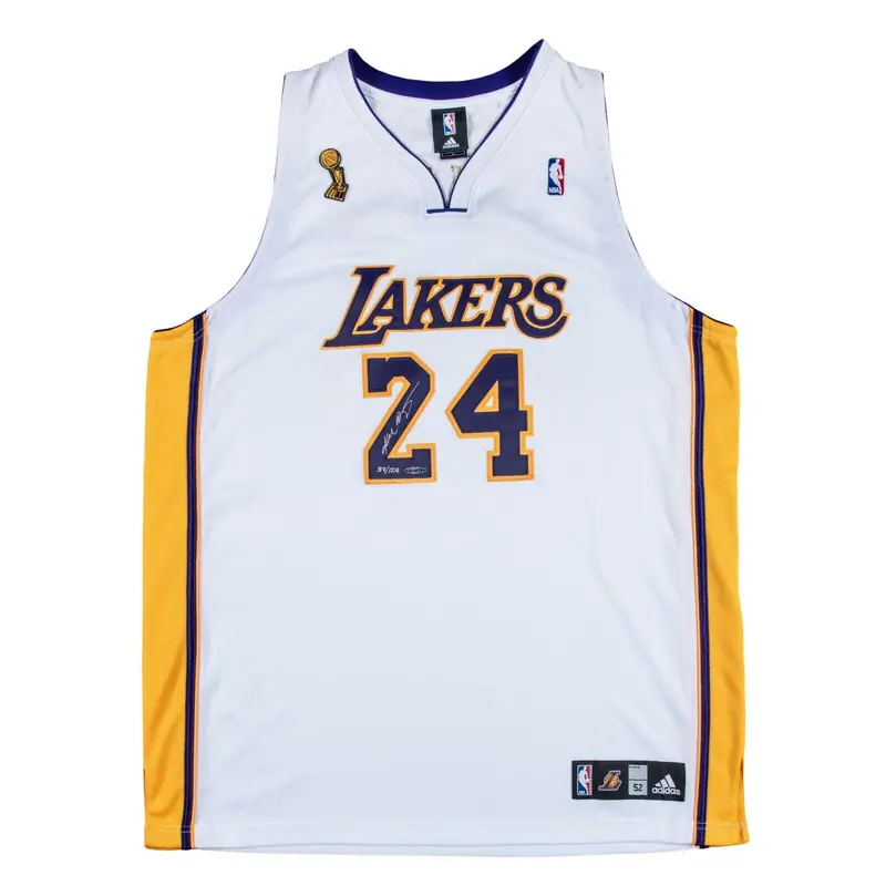 Kobe Bryant Signed Authentic 2009 Finals #24 Los Angeles Lakers Jersey UDA COA