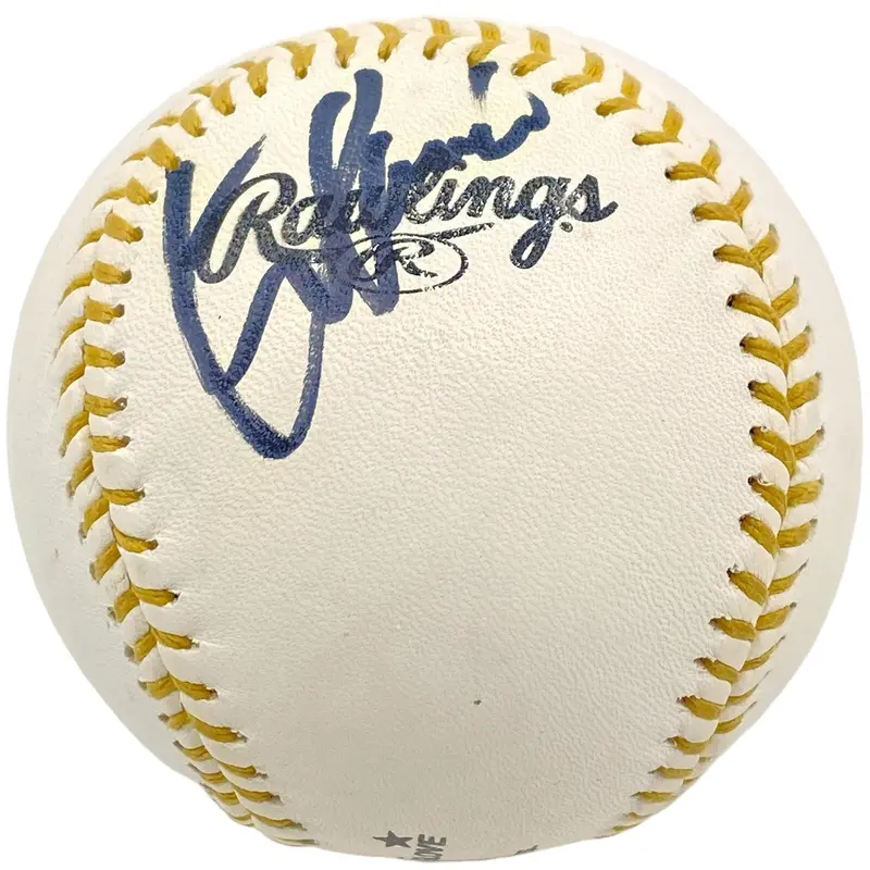 Ichiro Suzuki Signed Official Rawlings Gold Glove Baseball JSA COA