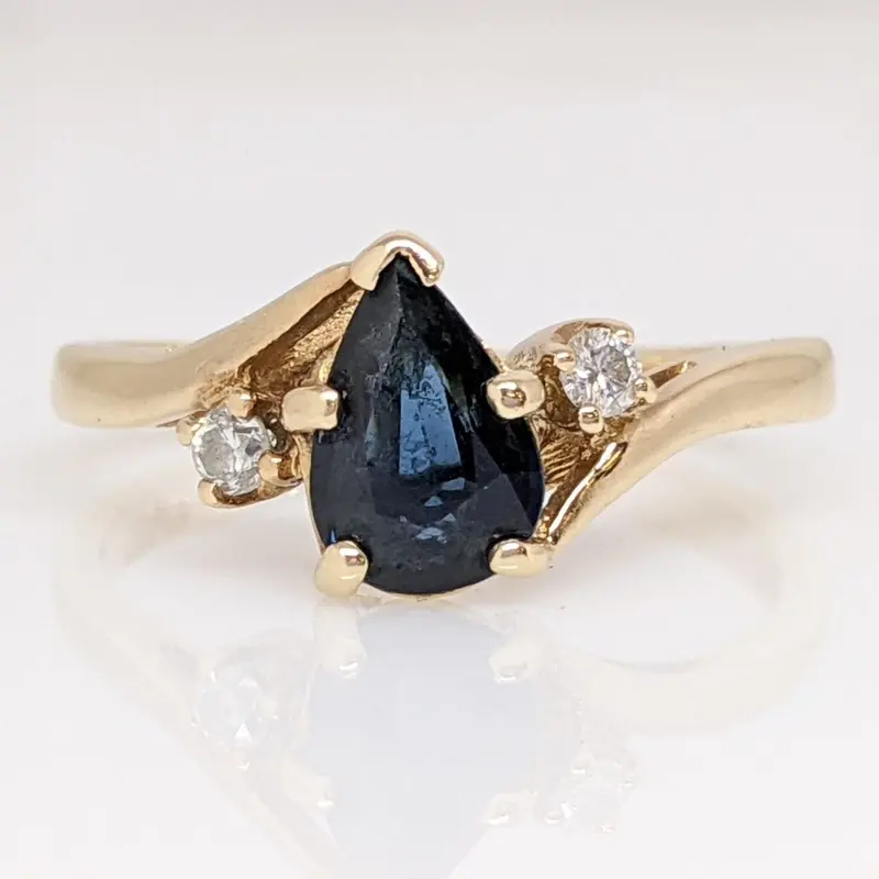 14K SAPPHIRE PEAR 5X7 WITH (2) MELEE ESTATE RING 2.2 GRAMS
