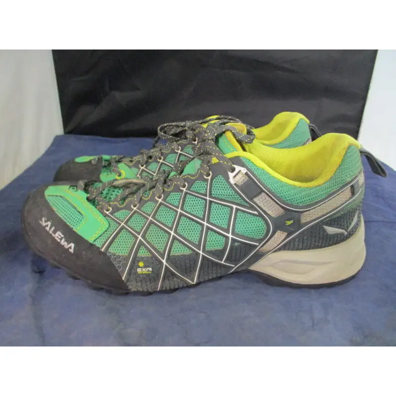 Used Women's Salewa Hiking Shoes Size 7.5