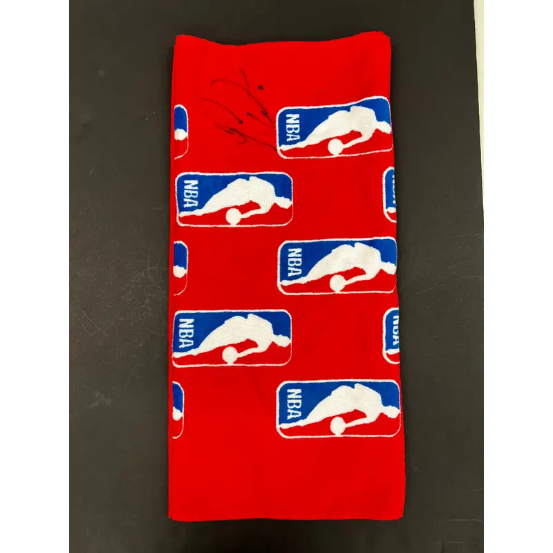 Russell Westbrook signed NBA towel PSA/DNA Autographed Thunder