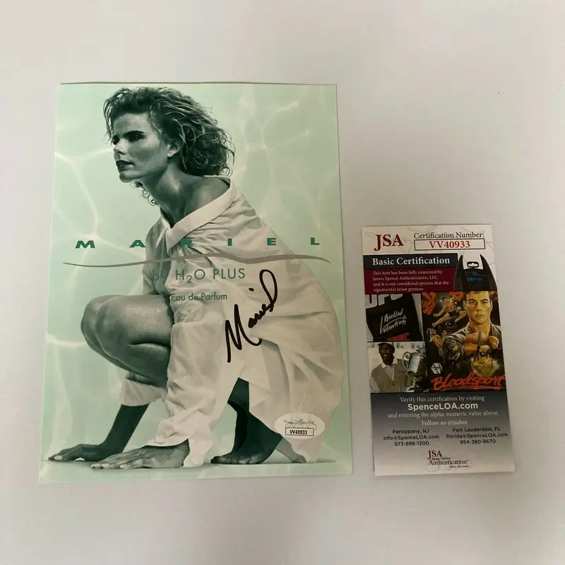 Mariel Hemingway Signed Autographed Photo With JSA COA