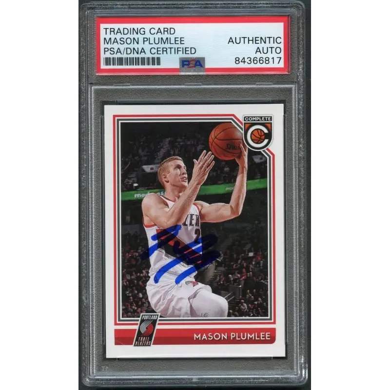 2016-17 Panini Complete #371 Mason Plumlee Signed Card AUTO PSA Slabbed Blazers