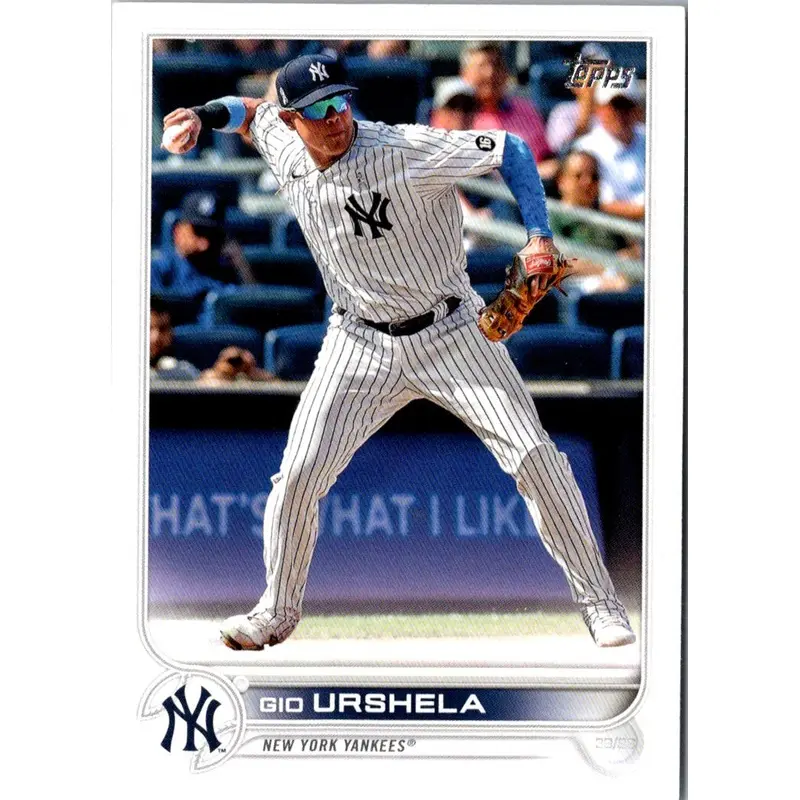 2022 Topps Gio Urshela #23