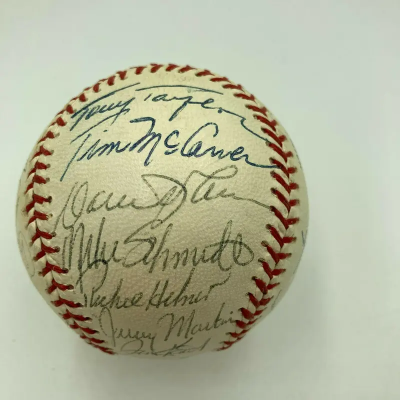 Mike Schmidt 1978 Philadelphia Phillies Team Signed Baseball
