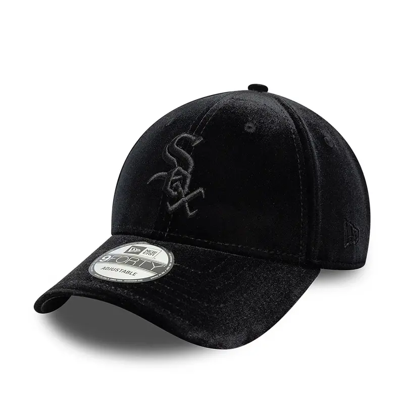 Chicago White Sox Tonal Velvet Black 9FORTY Adjustable Cap