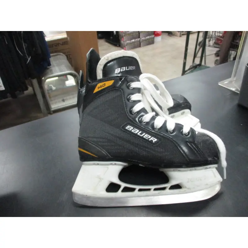 Used Bauer 140 Jr Hockey Skates Size 12 / USA 13