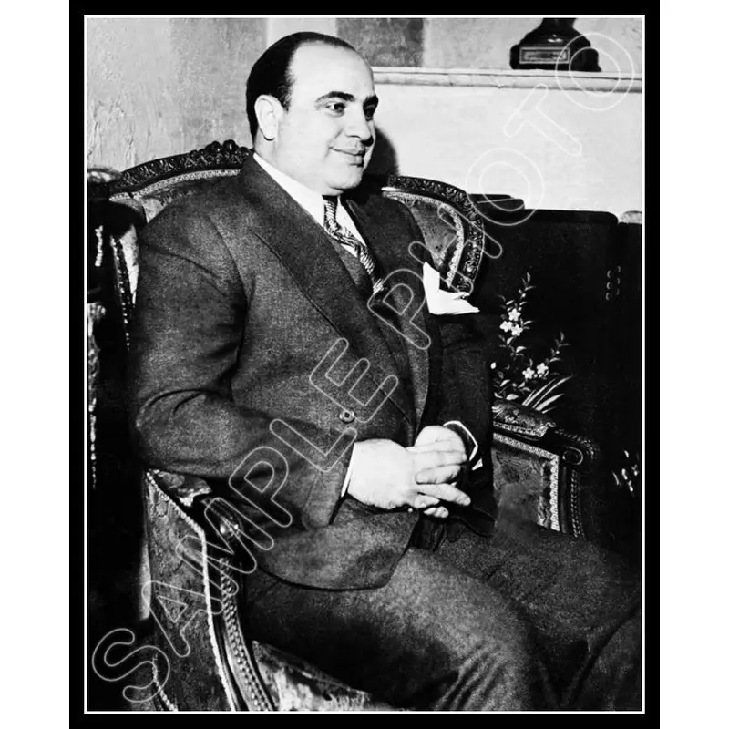 Al Capone 8X10 Photo - 2643