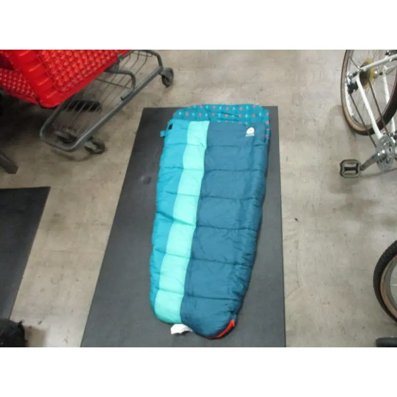 Used Sierra Designs Sun Dance Kids Sleeping Bag 40 deg